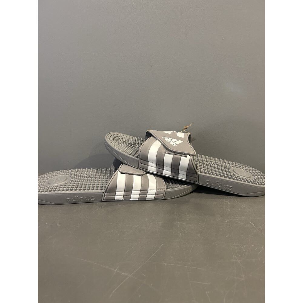 New ADIDAS Mens Adissage Slides Sandal Grey/White/Grey Size 18 US HQ4373